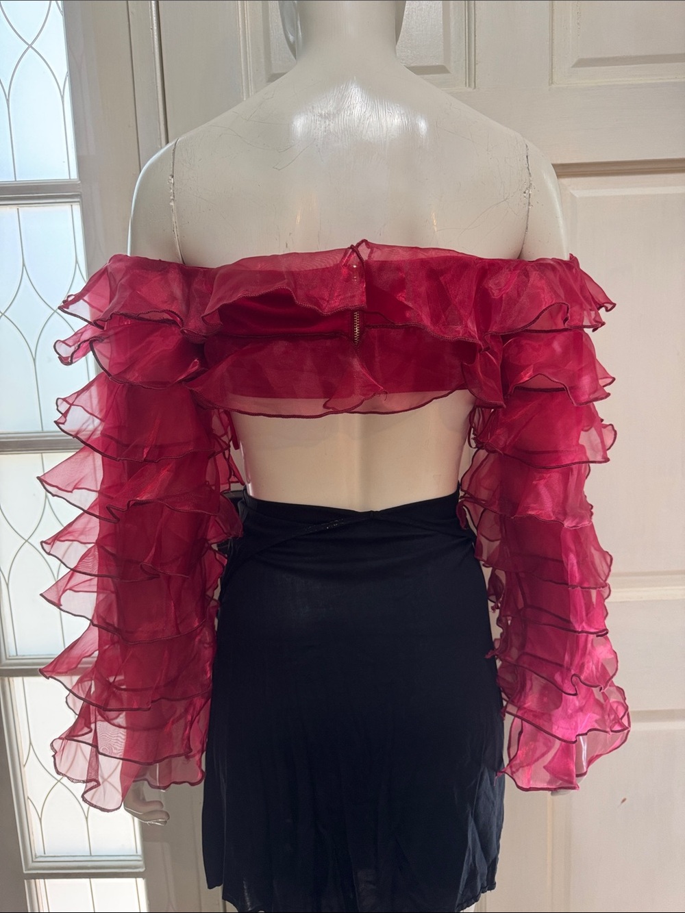 Anewsta Ruffled Off-Shoulder Crop Top in Fuchsia size small - Picture 7 of 13